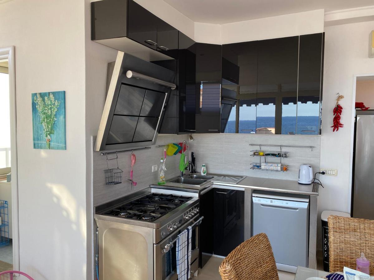 Beach Penthouse Marisol 2Floors, Central Letojanni Buitenkant foto