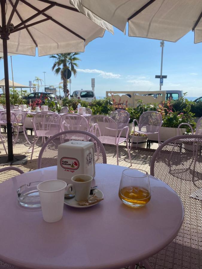 Beach Penthouse Marisol 2Floors, Central Letojanni Buitenkant foto